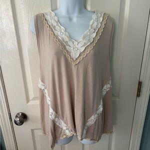 POL Beige and White Lace Trim Top